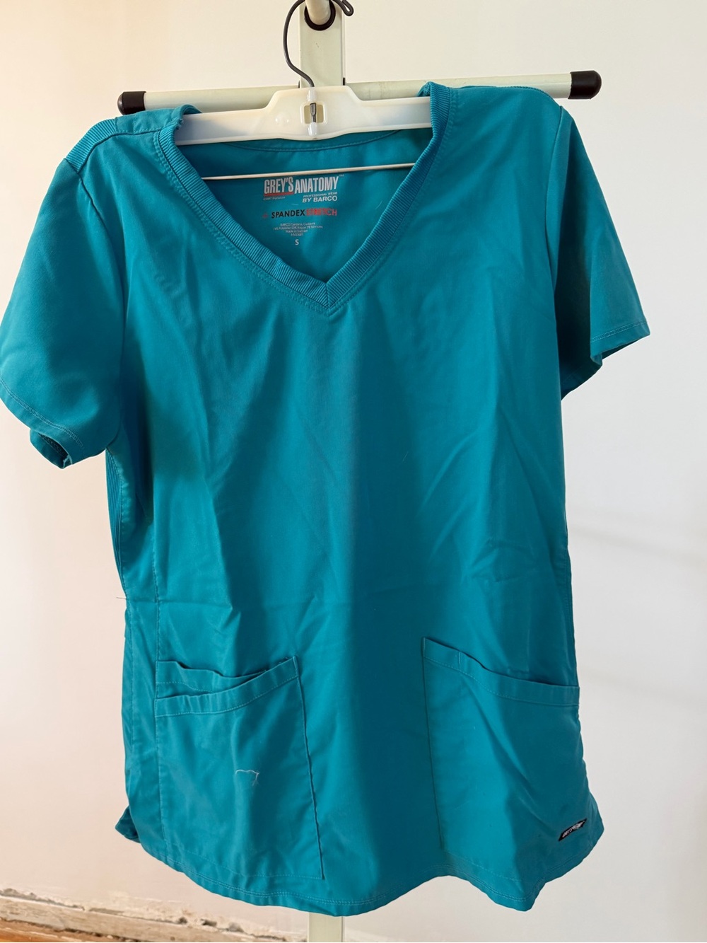 Grey's Anatomy Teal V-Neck Scrub Top by Barco